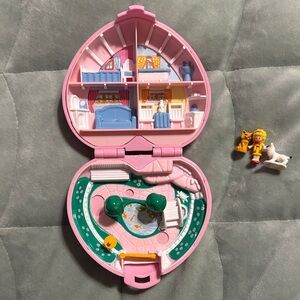 Vintage Polly Pocket Bluebird Country Cottage (1989)